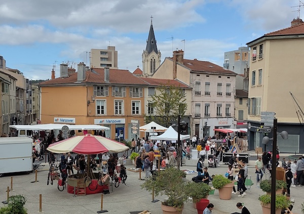Le stand Zupple lors d’une précédente braderie d’Oullins